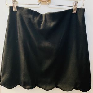 Topshop black scalloped mini skirt size 6